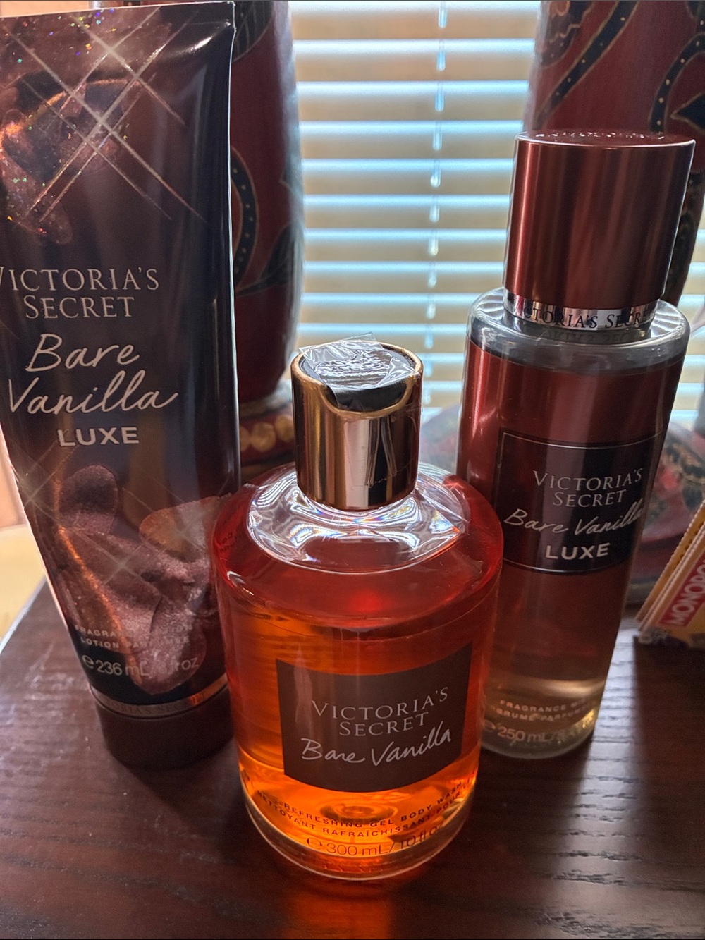 Victoria's Secret Bare Vanilla Luxe Body Trio in Amber Brown and Gold